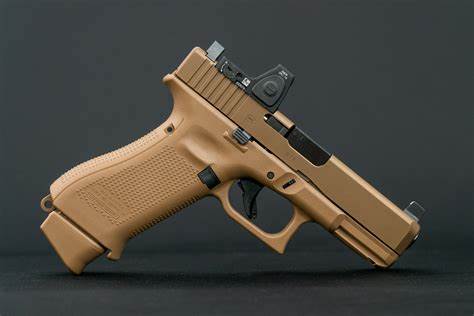 HANDGUNS FOR SELF DEFENSE httpssteadychasersonlineprod - Daman & Diu - Bhimpur ID1596860