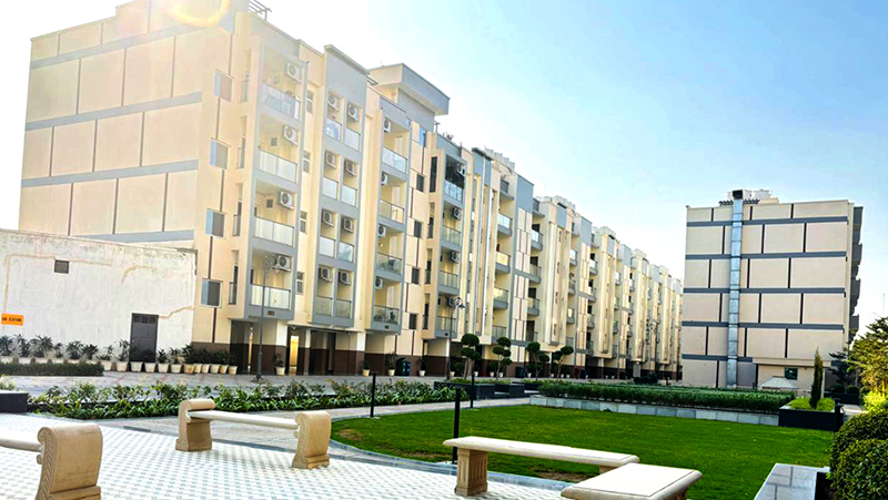 Breez Flora Avenue 33 Ready to Move Floors in Sohna Gurgaon - Haryana - Gurgaon ID1590904