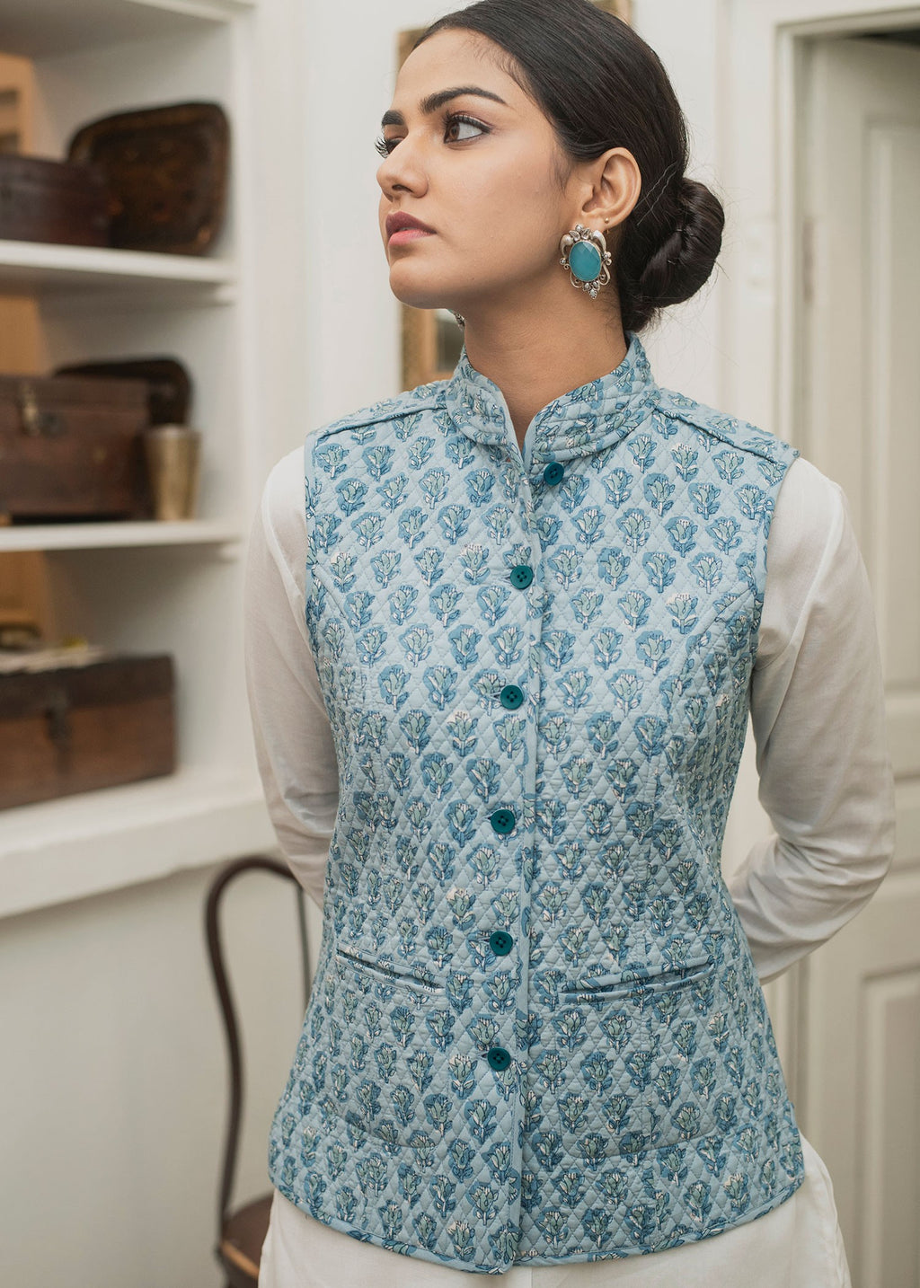 Sego Booti Blue Cotton Quilted Reversible Sleeveless Jacket - Rajasthan - Jaipur ID1526006