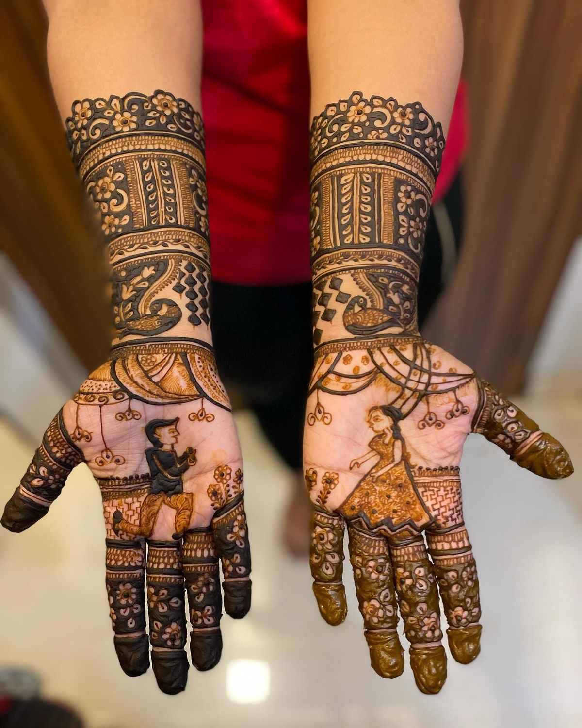 Get admired for elegant designs by the top mehndi artists in - Madhya Pradesh - Indore ID1612167 3