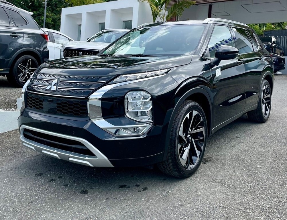 Mitsubishi Outlander Del Ao Nuevecita Y De Paquete Esper - New York - New York ID1610671