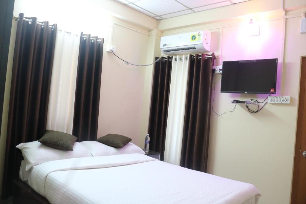 White Pearl Home Stay  Port Blair  Asia Hotels  Resorts - Delhi - Delhi ID1540572 3