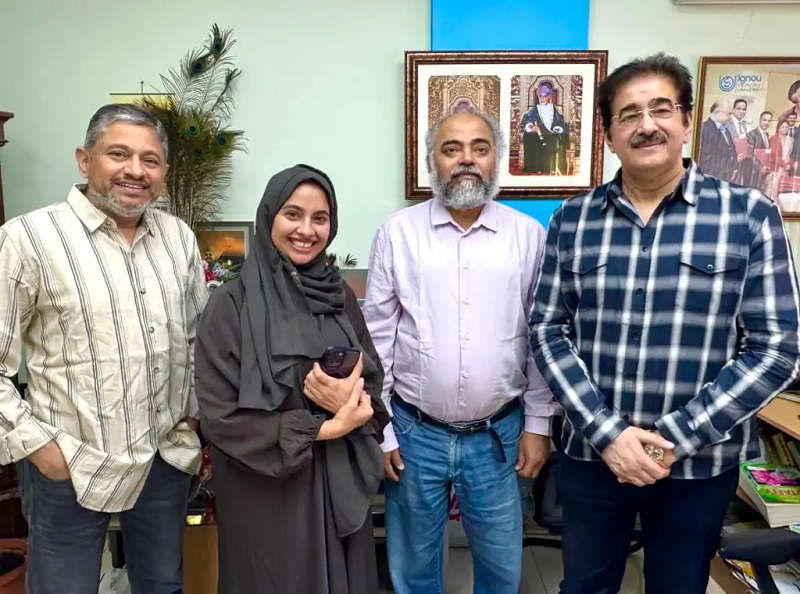 Sandeep Marwah Visits Indira Gandhi Open University Internat - Delhi - Delhi ID1593908