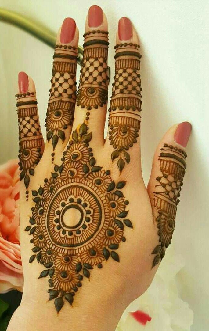 Affordable mehndi artist in Pune with creativity for unforge - Maharashtra - Pune ID1612753 4