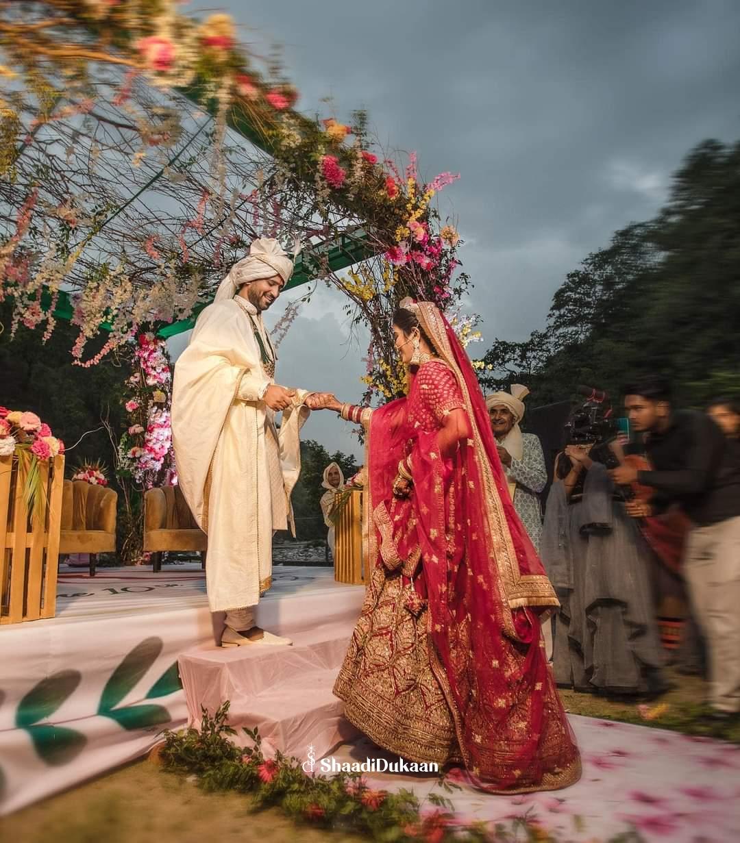 Quick guide to find wedding photographers in Gurgaon for ele - Haryana - Gurgaon ID1612801