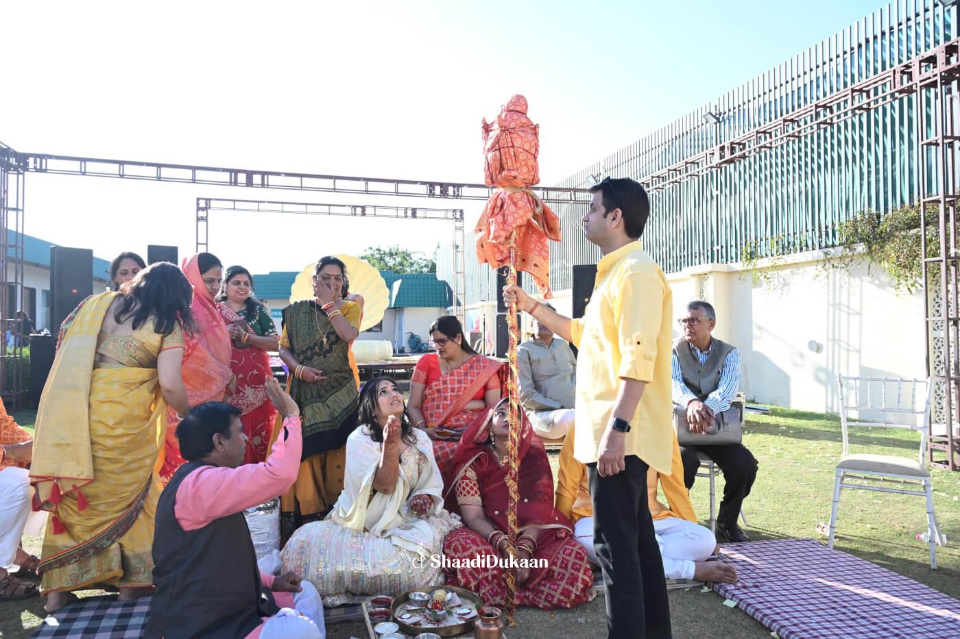 Preserve every precious smile and find wedding photographers - Haryana - Gurgaon ID1606536