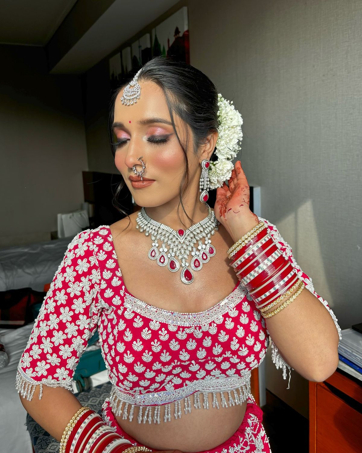 Elite Top makeup artists in Indore Combining Skill Creativit - Madhya Pradesh - Indore ID1612096 2