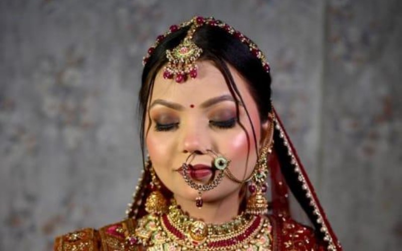 Style your big day with Top makeup artists in Lucknow delive - Uttar Pradesh - Lucknow ID1612007 3