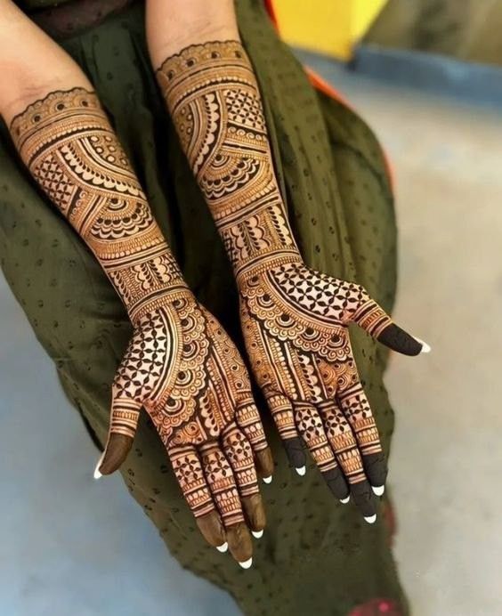 Best bridal mehndi artist in Chandigarh making weddings more - Chandigarh - Chandigarh ID1612927 2