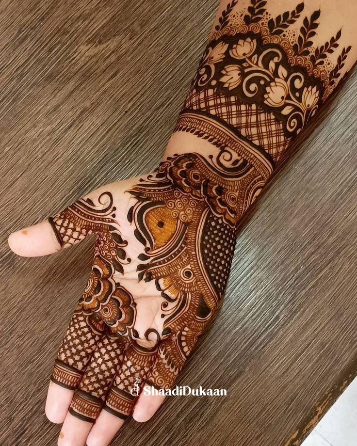 Hire Affordable Mehndi Artists in Pune for Wedding Sangeet  - Maharashtra - Pune ID1604591 2