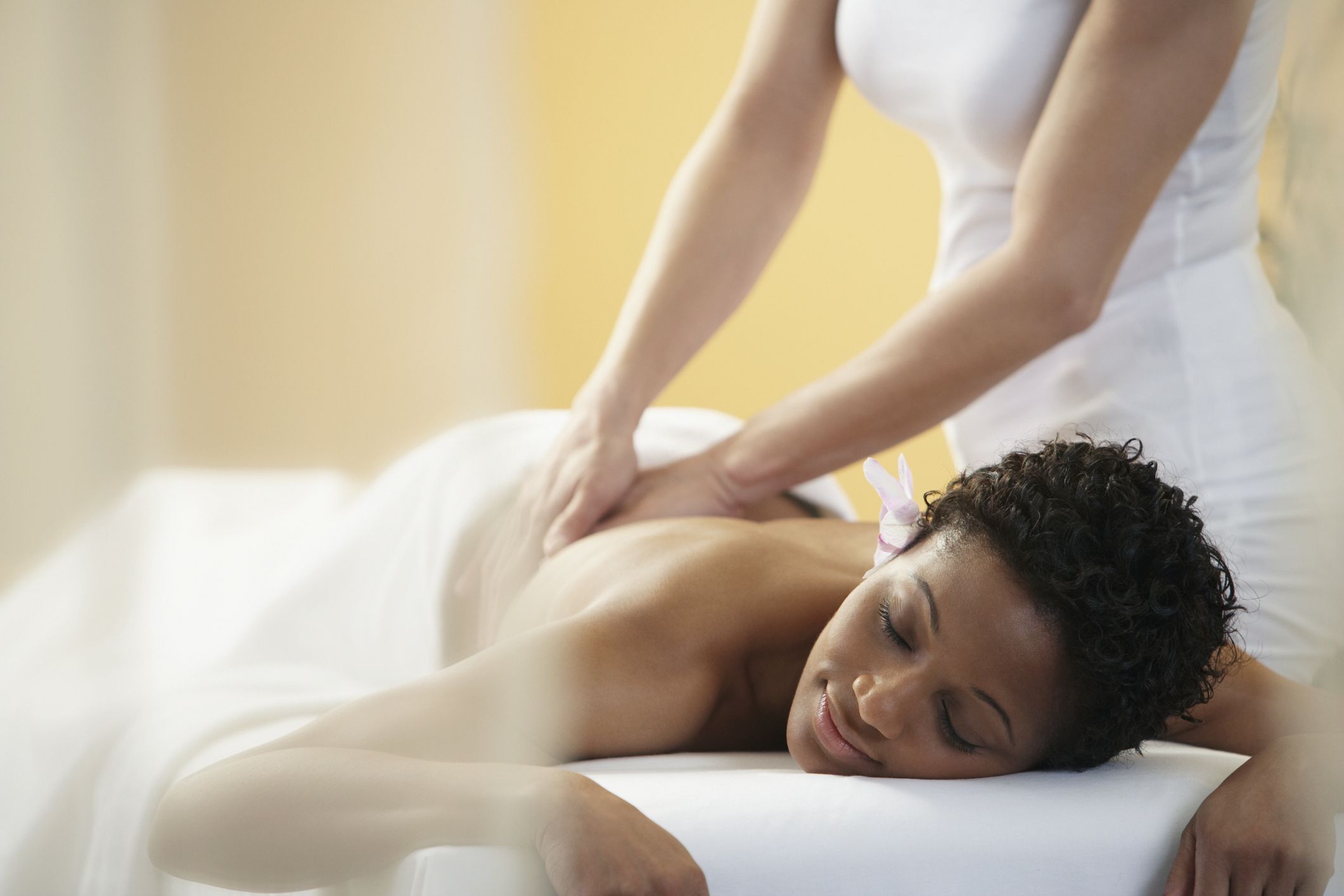 Indulge in Luxurious Massage Therapies at Flip Body Spa Sect - Haryana - Gurgaon ID1560951