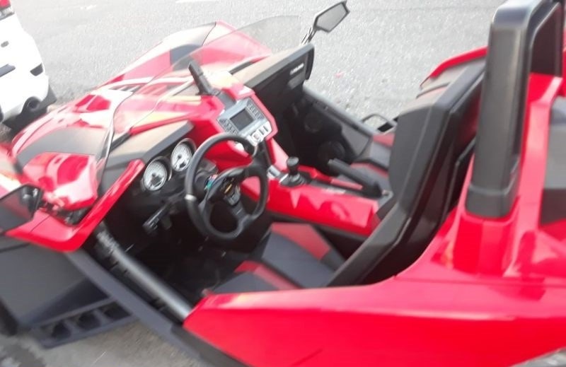 Polaris Rojo Chulisimo En Alquiler Rentalo Ya! - New York - New York ID1610874
