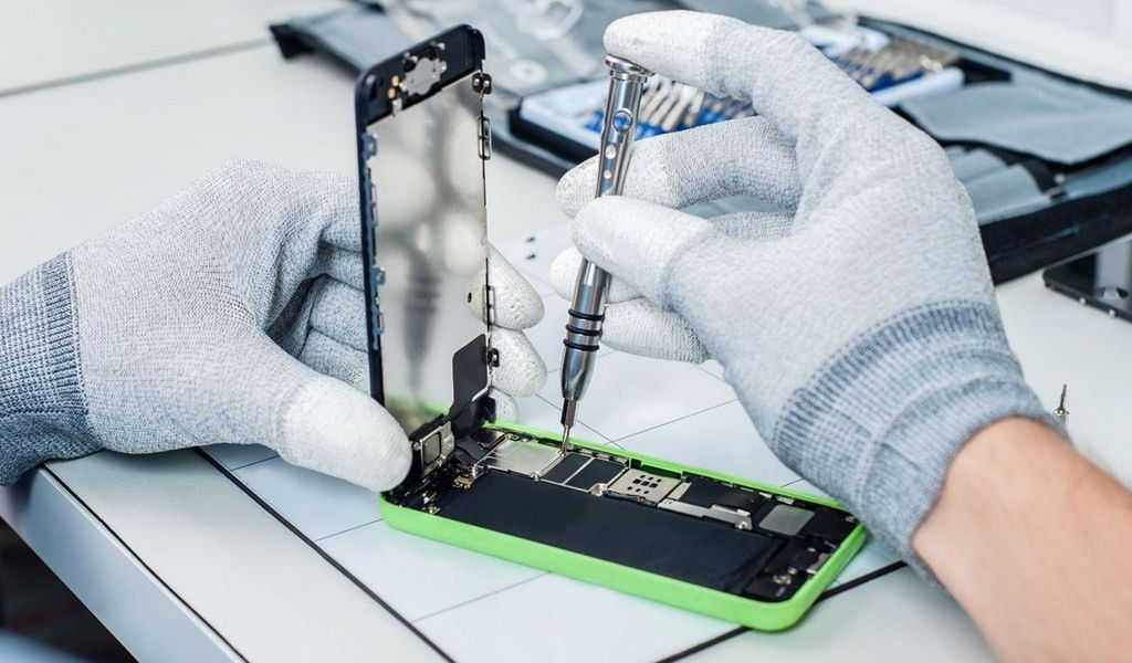 Real Mobile Repair  Historic Central Communication Washingt - District of Columbia - Washington DC ID1607995 2