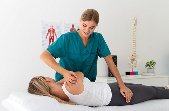 Physiotherapy at Home in Greater Noida West  APRC Home Care - Uttar Pradesh - Noida ID1617859
