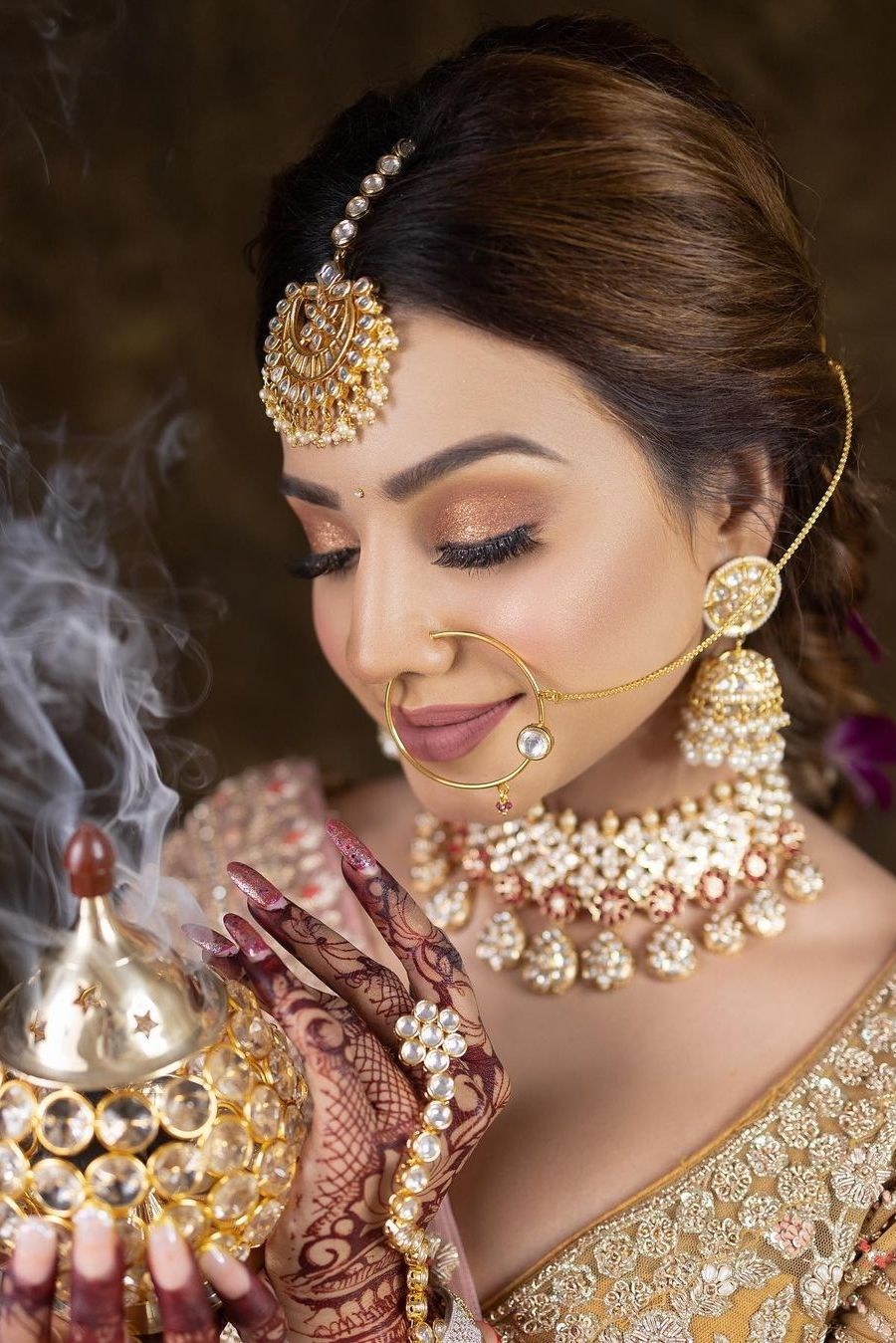 Get professional artistry from Best bridal makeup artists in - Maharashtra - Pune ID1612692 2