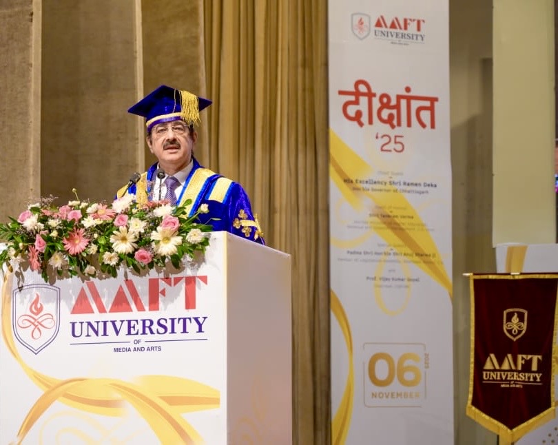 Dr Prof Sandeep Marwah Inspires Graduates at AAFT Universi - Uttar Pradesh - Noida ID1617560