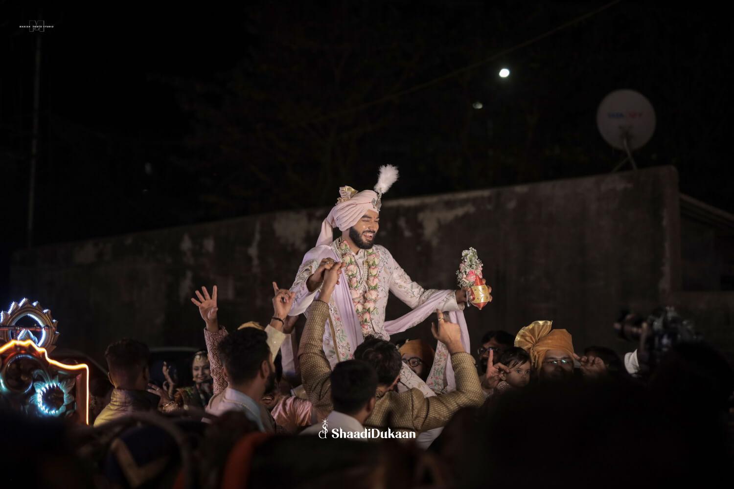 Best Wedding Photographers in Surat  Book Photographers in  - Gujarat - Surat ID1590164