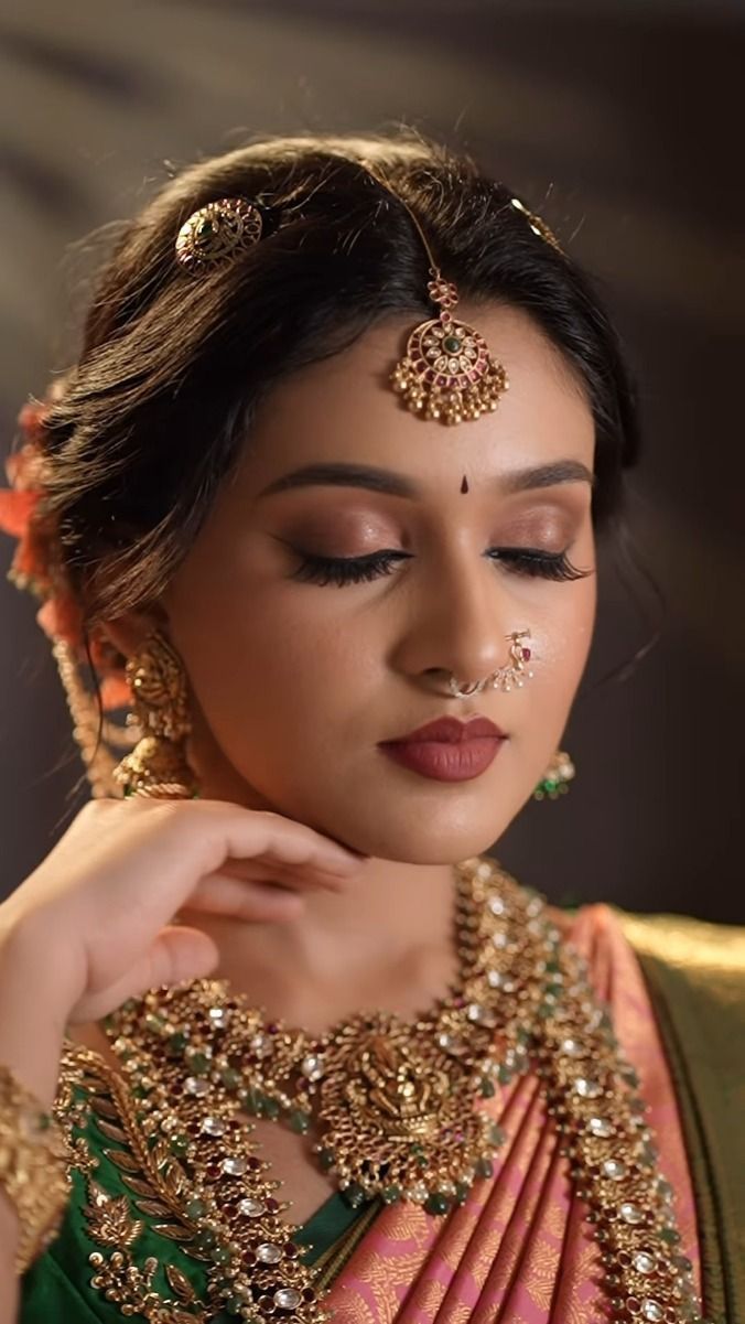 Shine bright on your wedding with Best bridal makeup artists - Maharashtra - Pune ID1612691