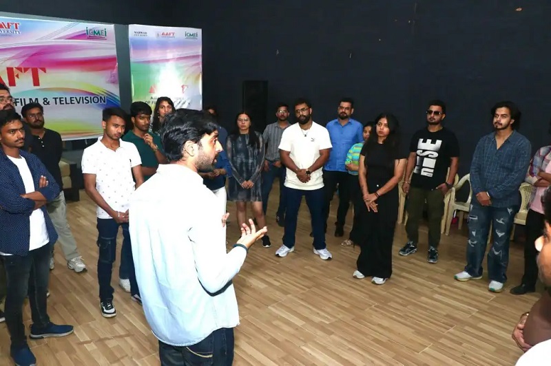 Actor Vivaan Parashar Conducts Exclusive Workshop at AAFT Sc - Delhi - Delhi ID1585347