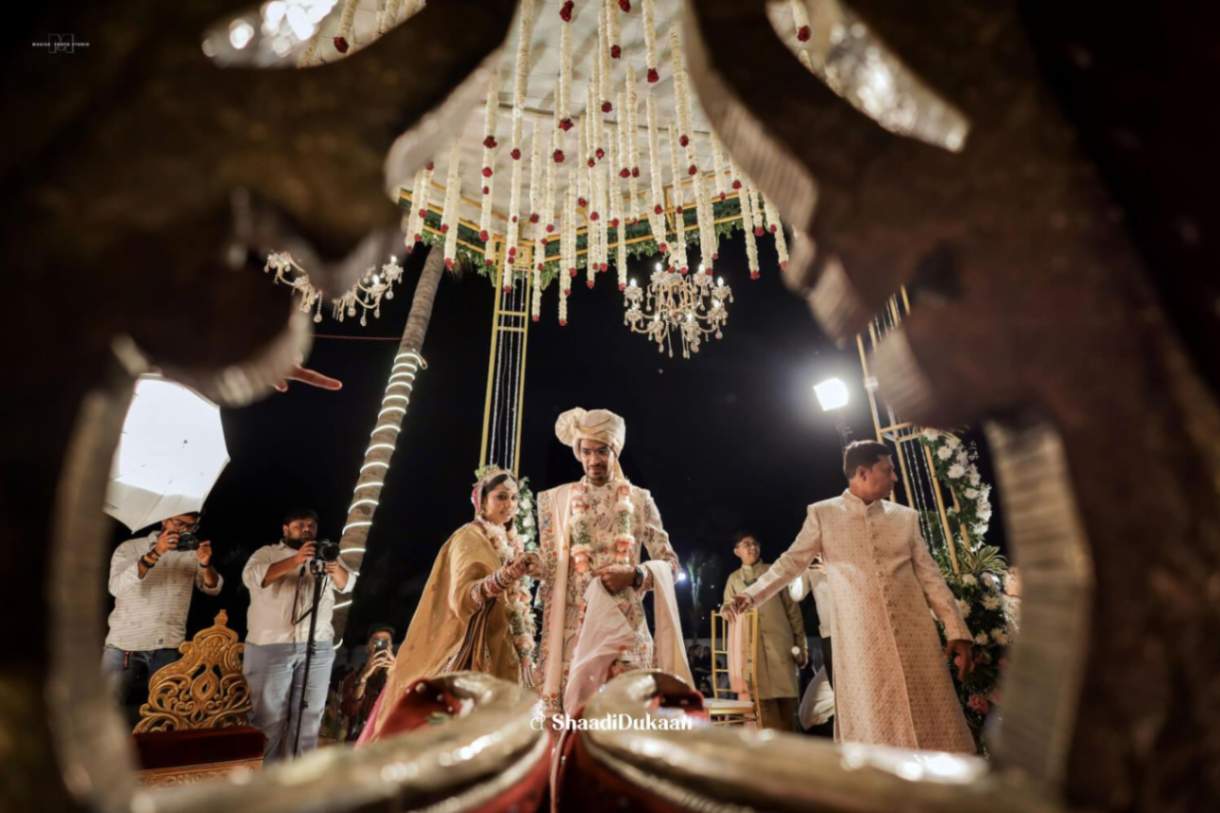 Best Wedding Photographers in Surat  ShaadiDukaan - Gujarat - Surat ID1602032
