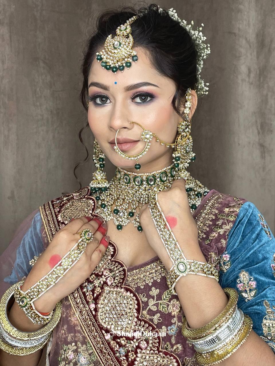 Book Professional Wedding Makeup Artists in Indore for a Gla - Madhya Pradesh - Indore ID1606257 2