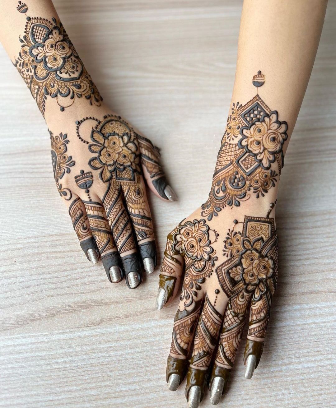 Creative mehndi patterns that define style crafted by top me - Haryana - Gurgaon ID1611663