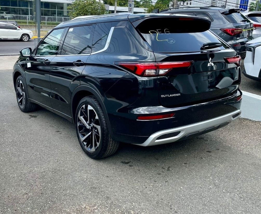 Mitsubishi Outlander Del Ao Nuevecita Y De Paquete Esper - New York - New York ID1610671 4