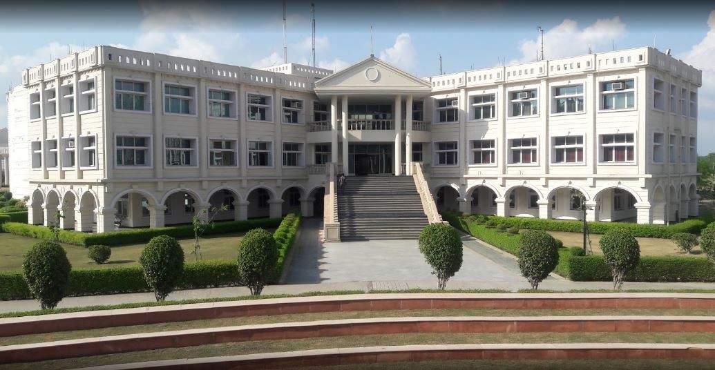 Noida International University A UGC Recognized University - Uttar Pradesh - Noida ID1600777 3