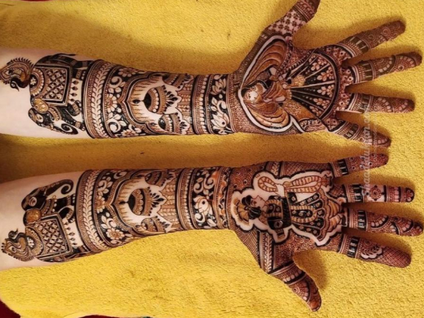 Find the Best Bridal Mehndi Artist in Lucknow to Elevate You - Uttar Pradesh - Lucknow ID1606208