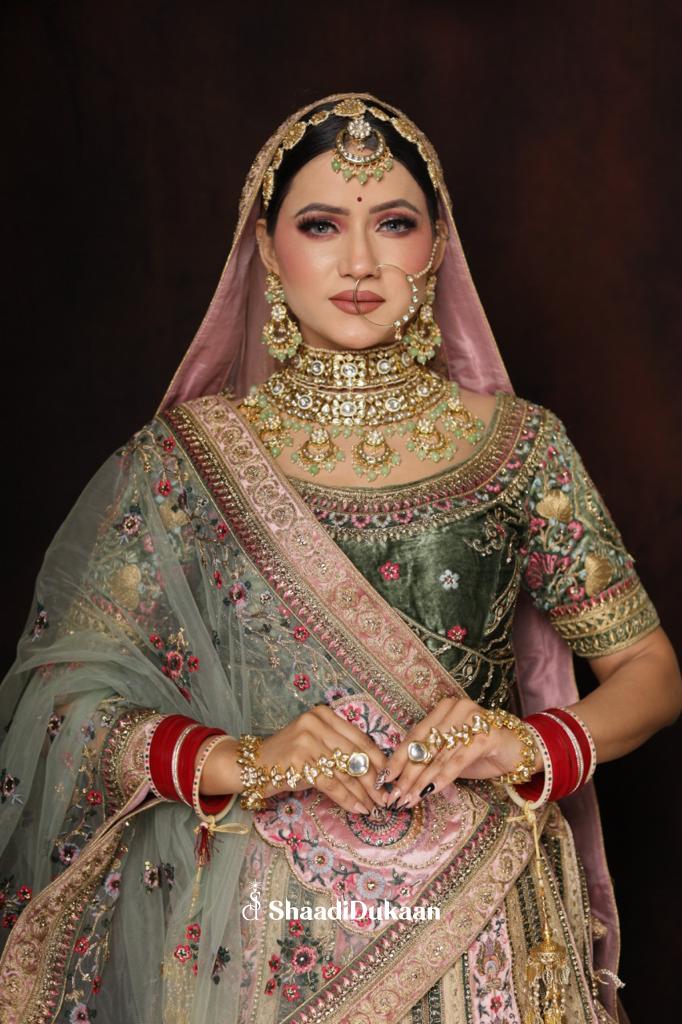 Step into elegance with popular makeup artists in Gurgaon br - Haryana - Gurgaon ID1611612