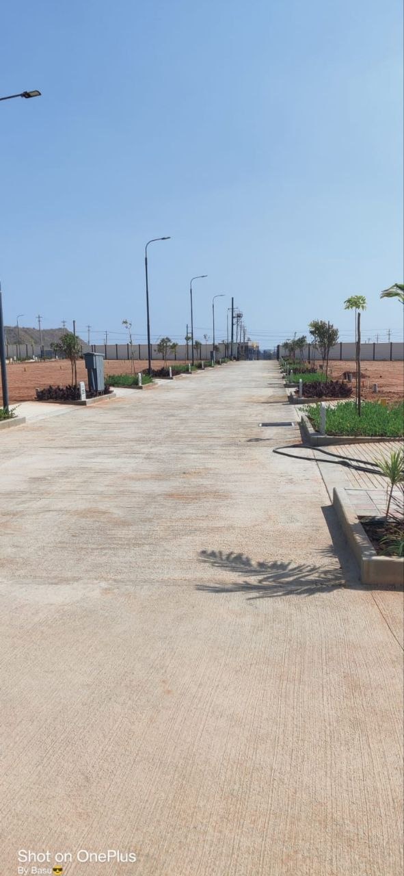 DC Converted Premium Residential Plots with tons of AMENITIE - Karnataka - Bangalore ID1611237 3