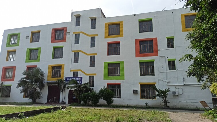 Unveiling 2025 Fees and Online Admission Process Call 980018 - West Bengal - Kolkata ID1600084