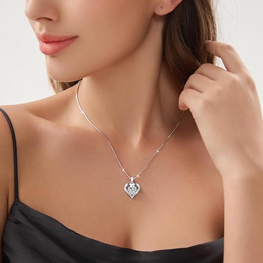 Moissanite Necklace for Women 13 Carat Heart Necklace  - New York - Albany ID1594962 4