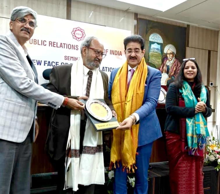 Sandeep Marwah Inaugurates Seminar by Public Relations Socie - Delhi - Delhi ID1595819