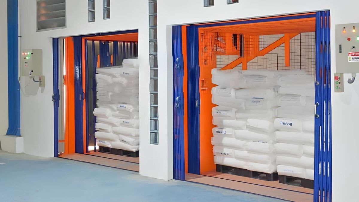 Lift barang - California - Los Angeles ID1608761