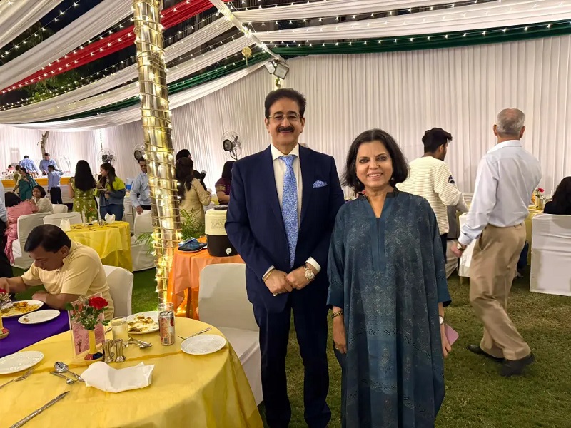 Chef Gunjan Goela Invited to AAFT School of Hospitality and  - Delhi - Delhi ID1618853