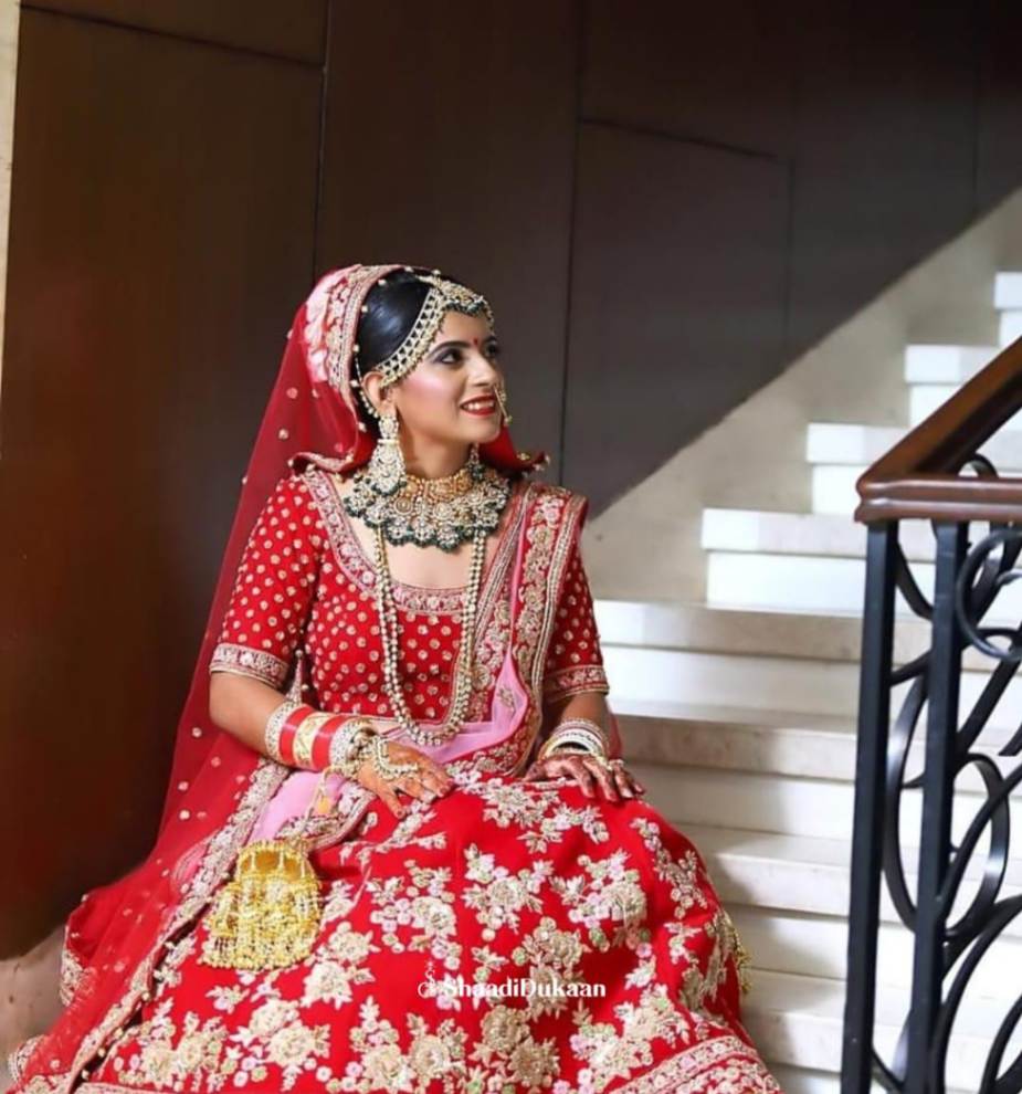 Nina S Hair  Beauty Lounge  Price  Reviews  Makeup Arti - Haryana - Gurgaon ID1603772