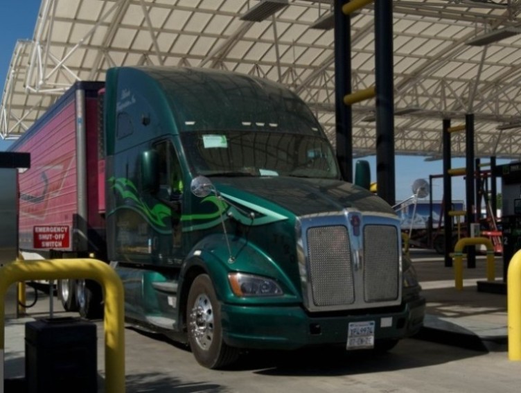 Truck Wash in San Diego - California - San Diego ID1601598 2