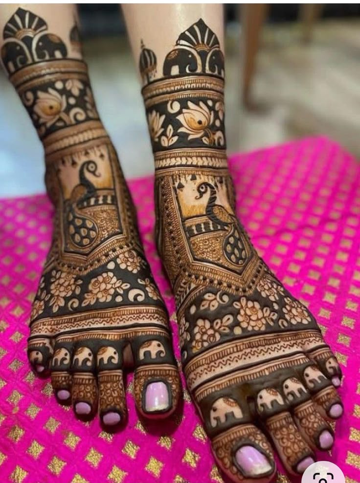 Perfect every festive celebration with the top mehndi artist - Madhya Pradesh - Indore ID1612168