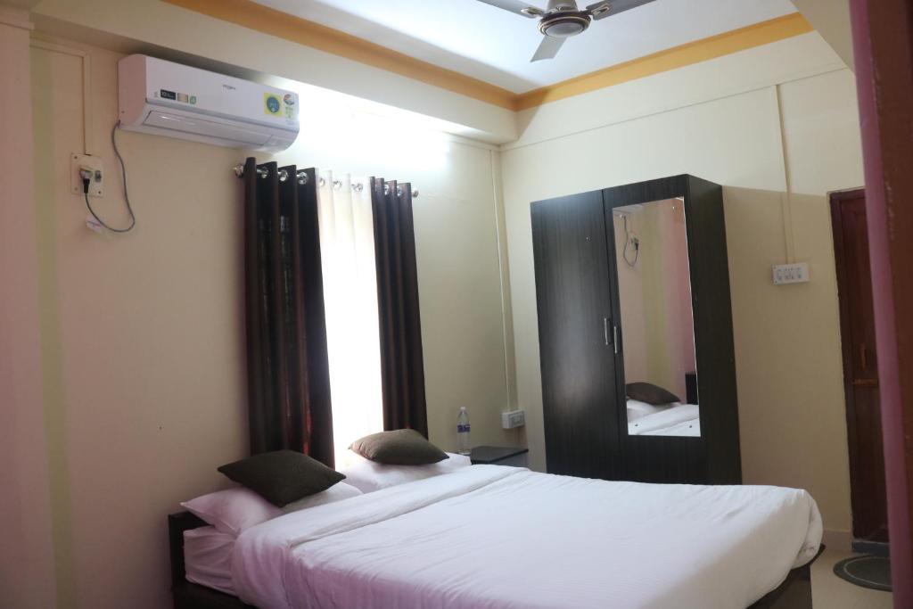 White Pearl Home Stay  Port Blair  Asia Hotels  Resorts - Delhi - Delhi ID1540572 2