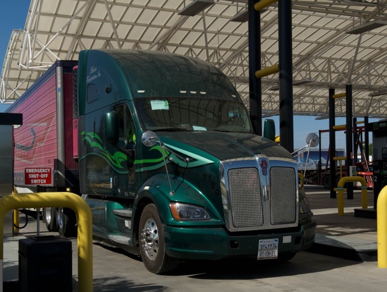 Truck Parking station in California - California - San Diego ID1540529 2