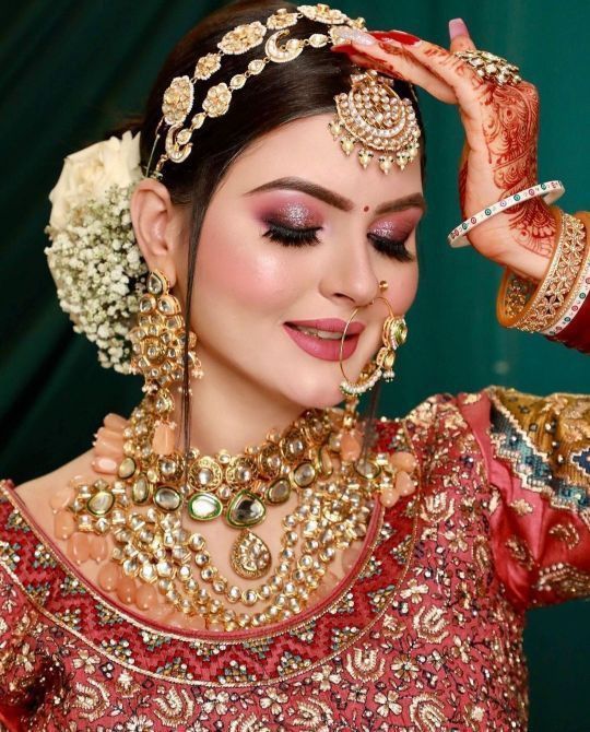 Shine bright on your wedding with Best bridal makeup artists - Maharashtra - Pune ID1612691 2