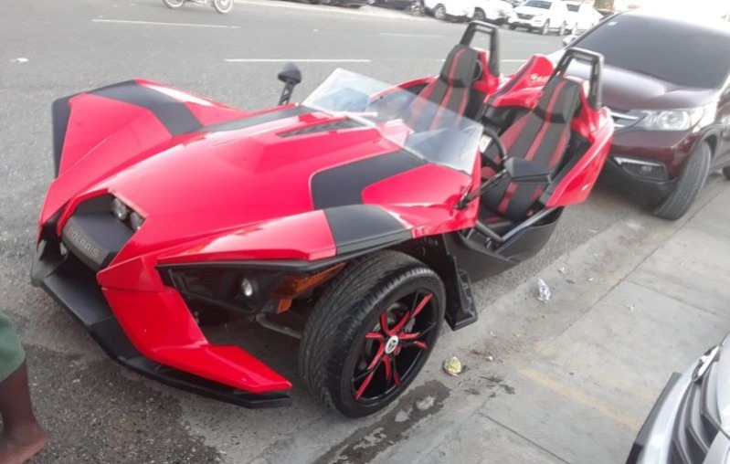 Polaris Rojo Chulisimo En Alquiler Rentalo Ya! - New York - New York ID1610874 2