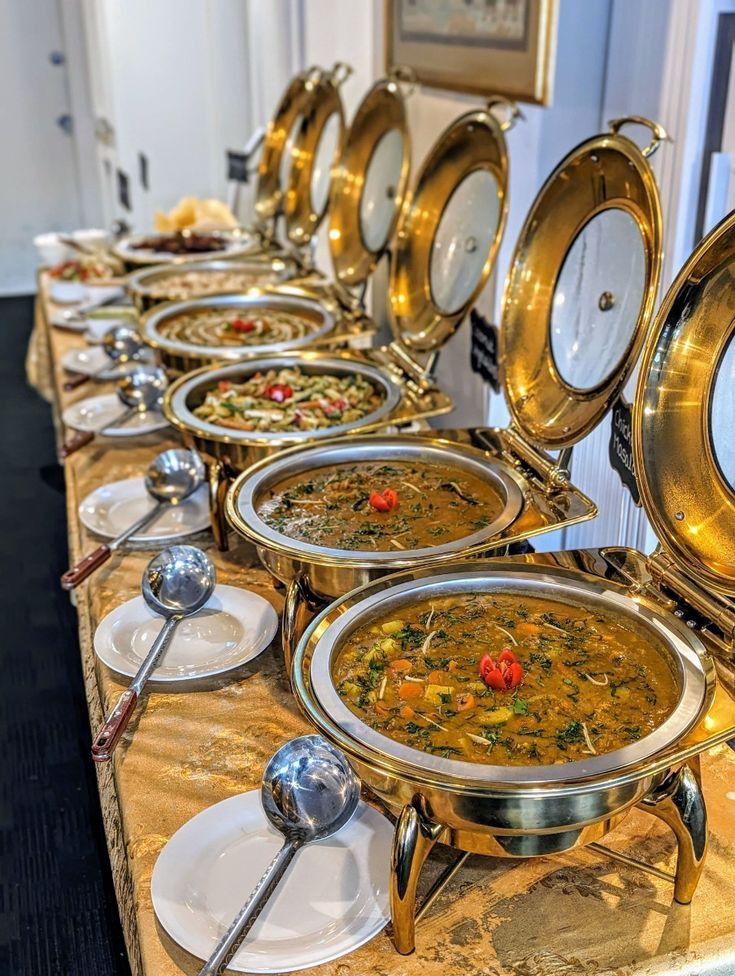 Treat your guests to a royal spread with best wedding catere - Haryana - Gurgaon ID1604742