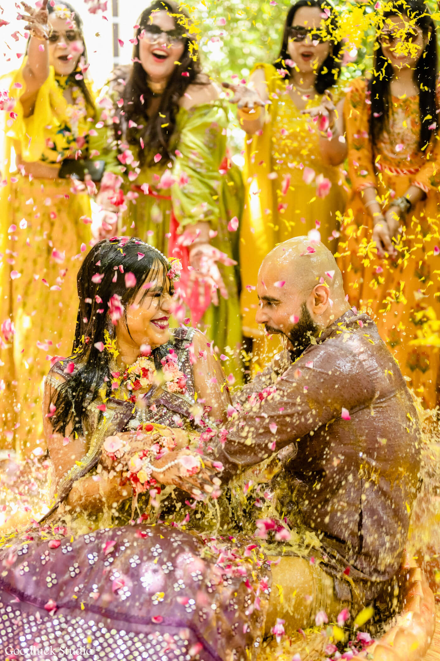 How brides can find wedding photographers in Gurgaon that fi - Haryana - Gurgaon ID1612804