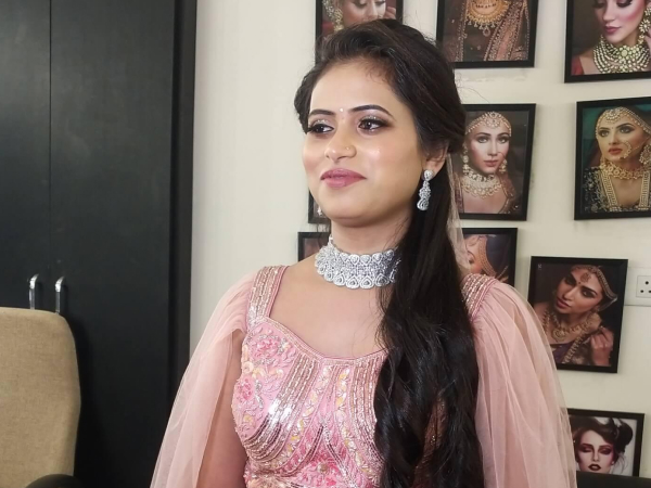 Your complete guide to the top makeup artists in Lucknow rig - Uttar Pradesh - Lucknow ID1609889