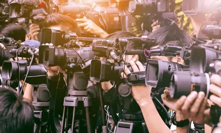 Journalism After 12th Build a Career That Informs Impacts - Haryana - Sonipat ID1604393