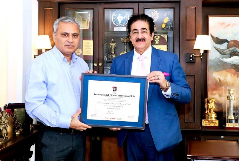 Anil Kumar Dev Honored with Life Membership of International - Delhi - Delhi ID1605181