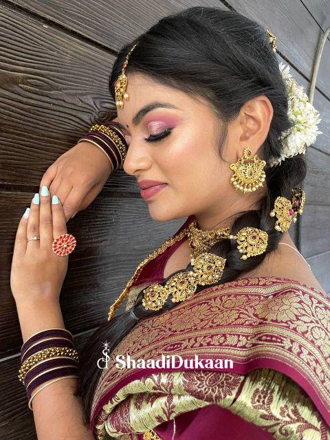 Handpicked Wedding makeup artists in Indore for flawless res - Madhya Pradesh - Indore ID1609982 4