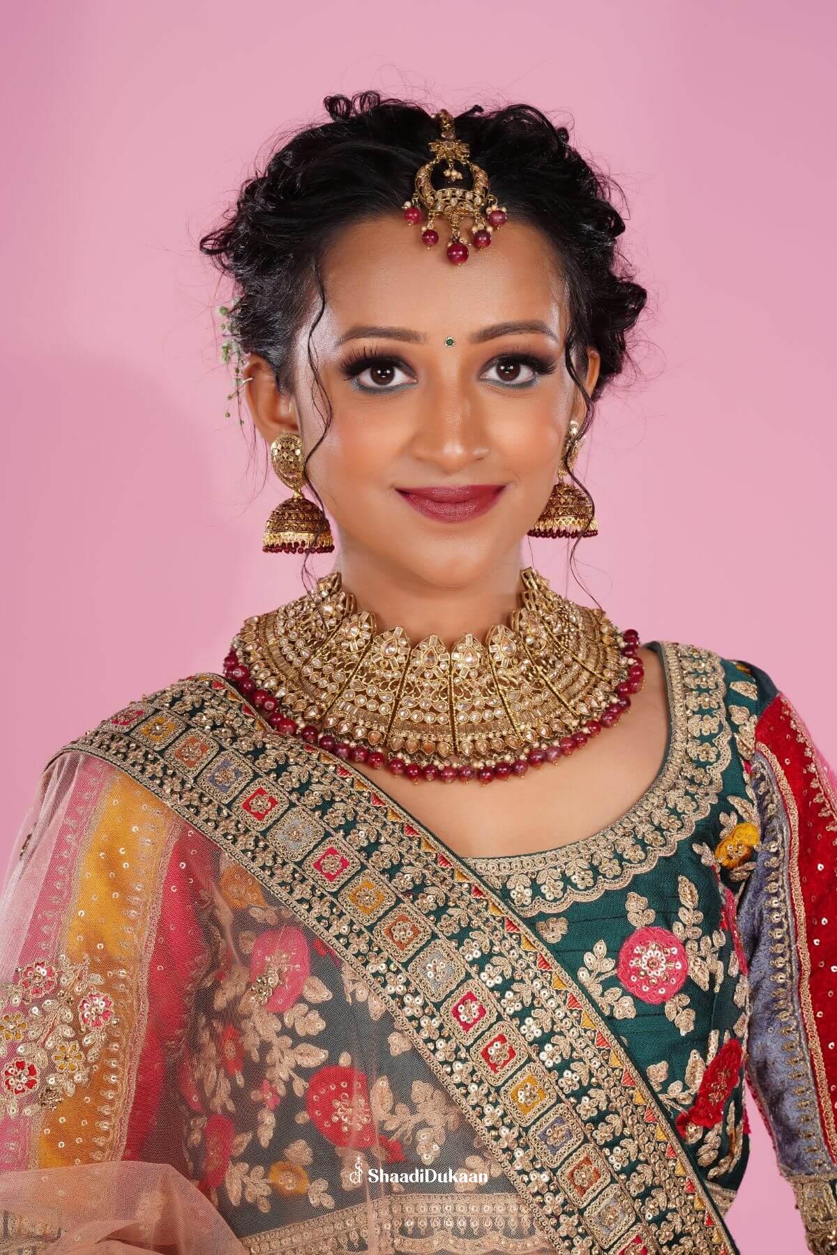 Best Bridal Makeup in Vadodara  Book Wedding Makeup Artists - Gujarat - Ahmedabad ID1591300